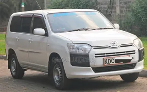 Toyota Succeed SV Premium 2014 White