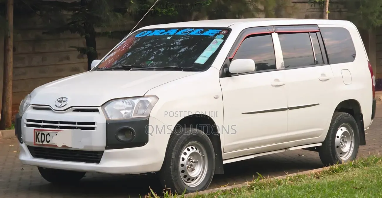 Toyota Succeed SV Premium 2014 White