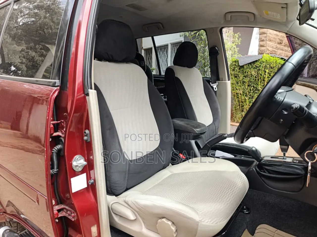 Mitsubishi Pajero Sport 2013 Red