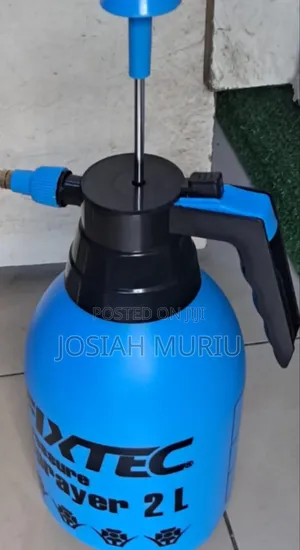 Fixtec Pressure Sprayer