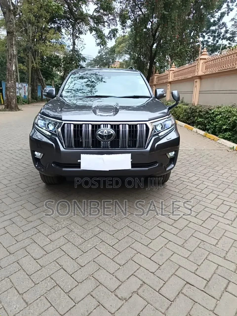 Toyota Land Cruiser Prado 2.8 2019 Gray