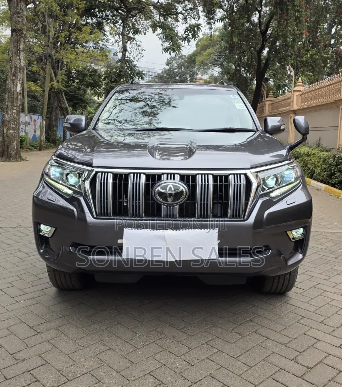 Toyota Land Cruiser Prado 2.8 2019 Gray