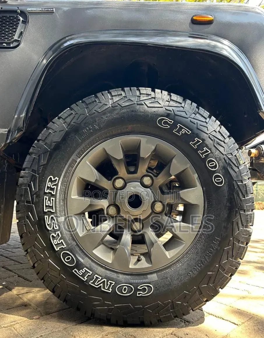Land Rover Defender 2006 Black