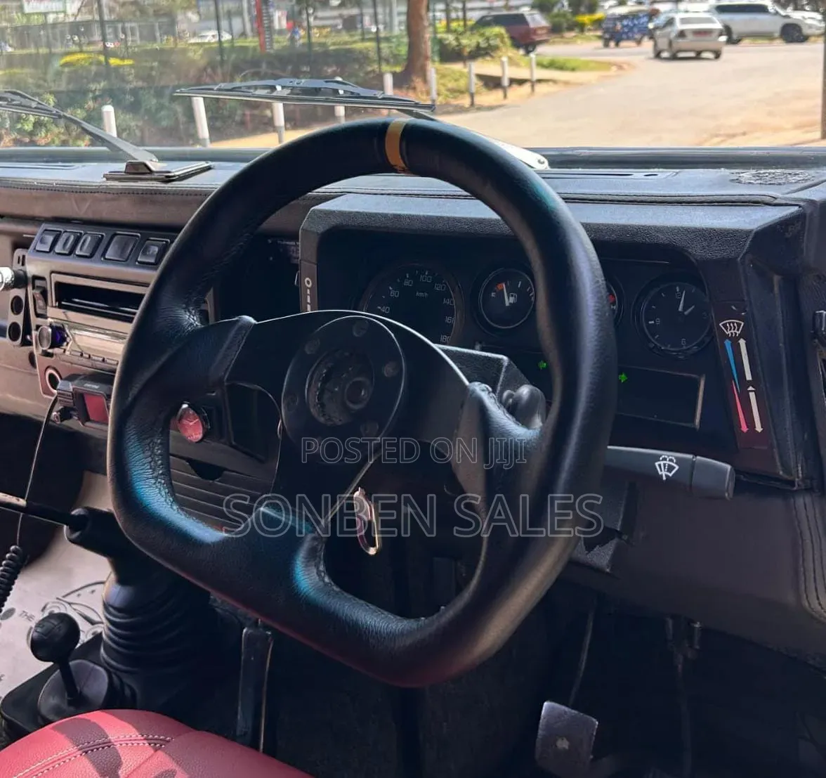 Land Rover Defender 2006 Black