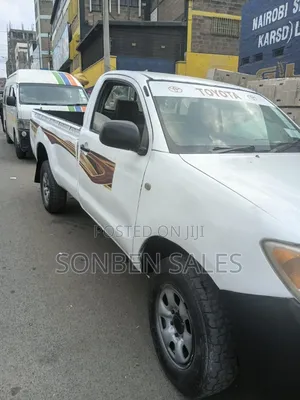 Toyota Hilux 2.5 Cab 2005 White