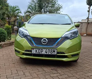 Nissan Note 2017 Green