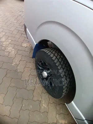 Toyota HiAce 2016 Silver