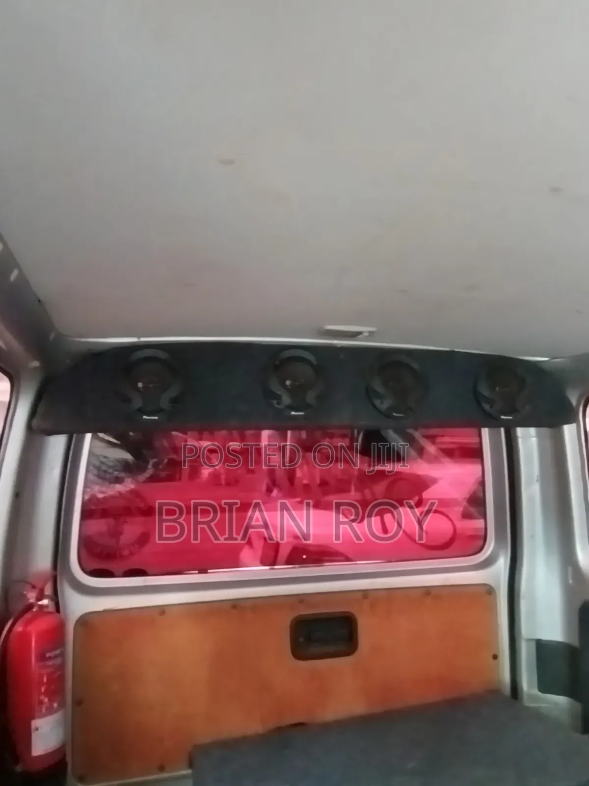 Toyota HiAce 2016 Silver