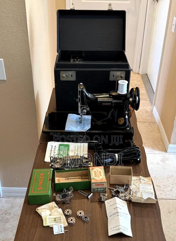 Sewing Machine - main view