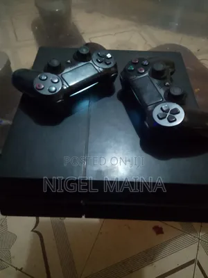 Play Station 4