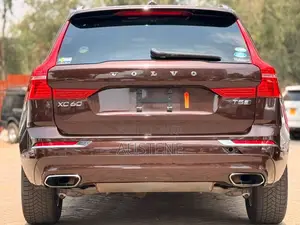 Volvo XC60 2019 Brown