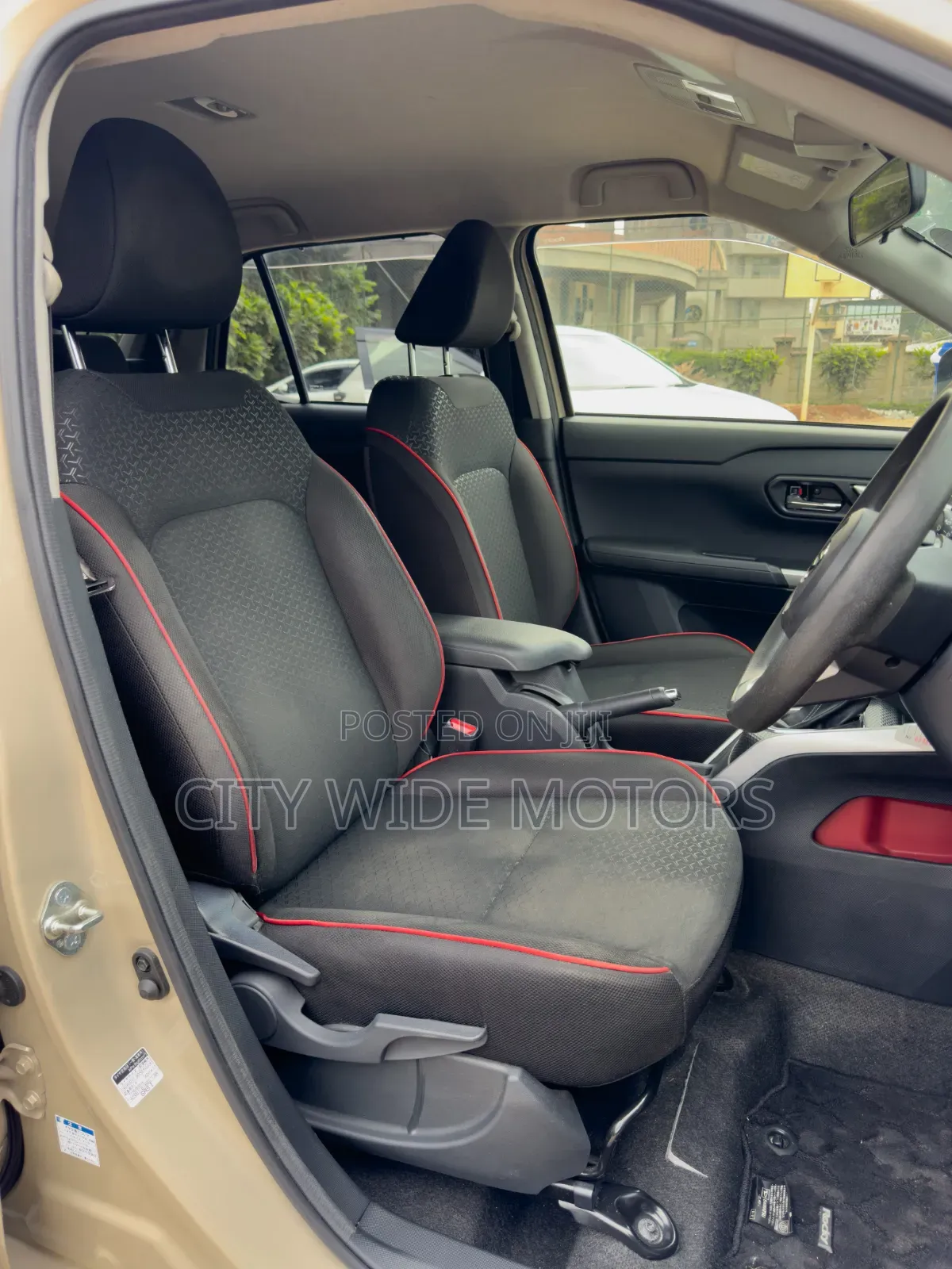 Daihatsu Rocky 2019 Brown