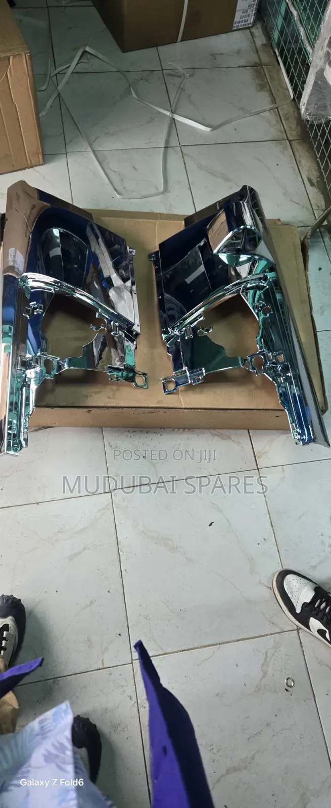 Isuzu Frr90,ftr90 and Fvz34 Chrome Corner Panel Set