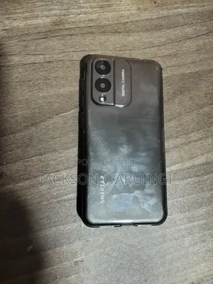 Neon Ultra 32 GB Black