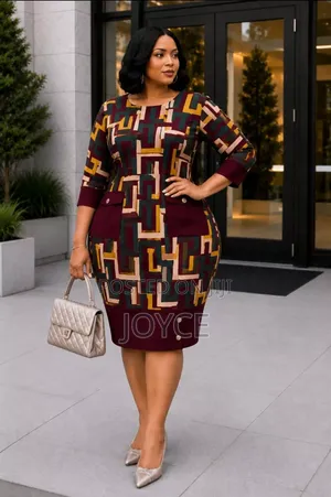 Straight Dress With Pockets Design