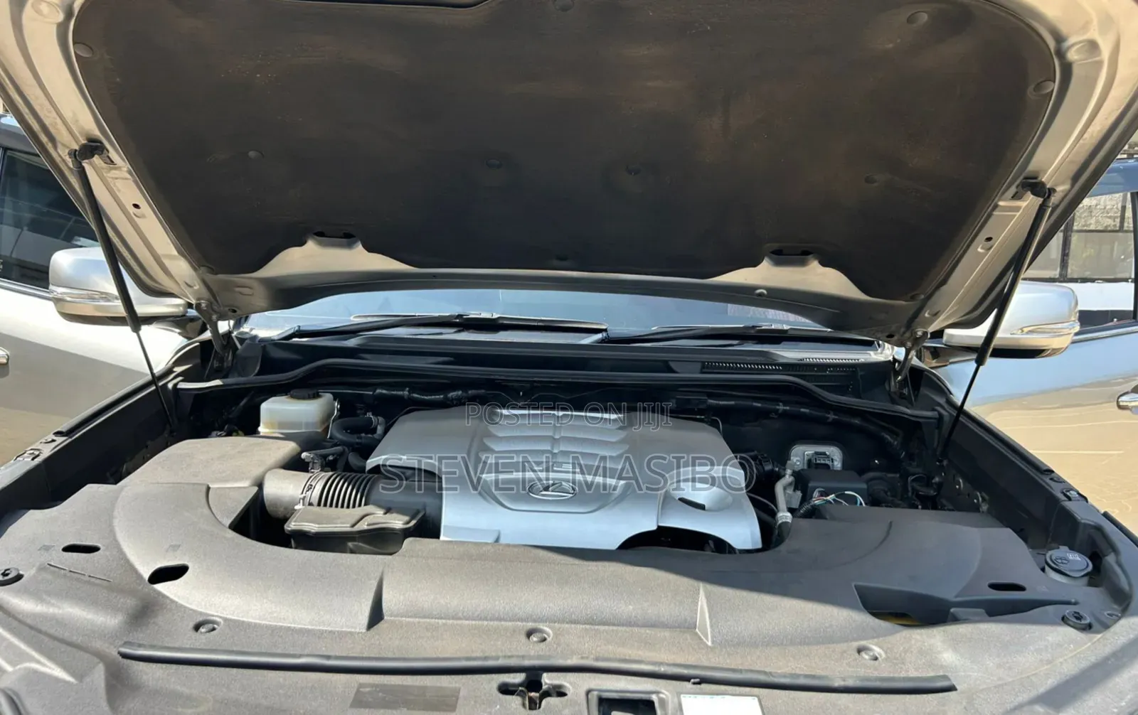 Lexus LX 570 AWD 2016 Silver