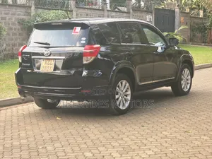 Toyota Vanguard 2010 Black