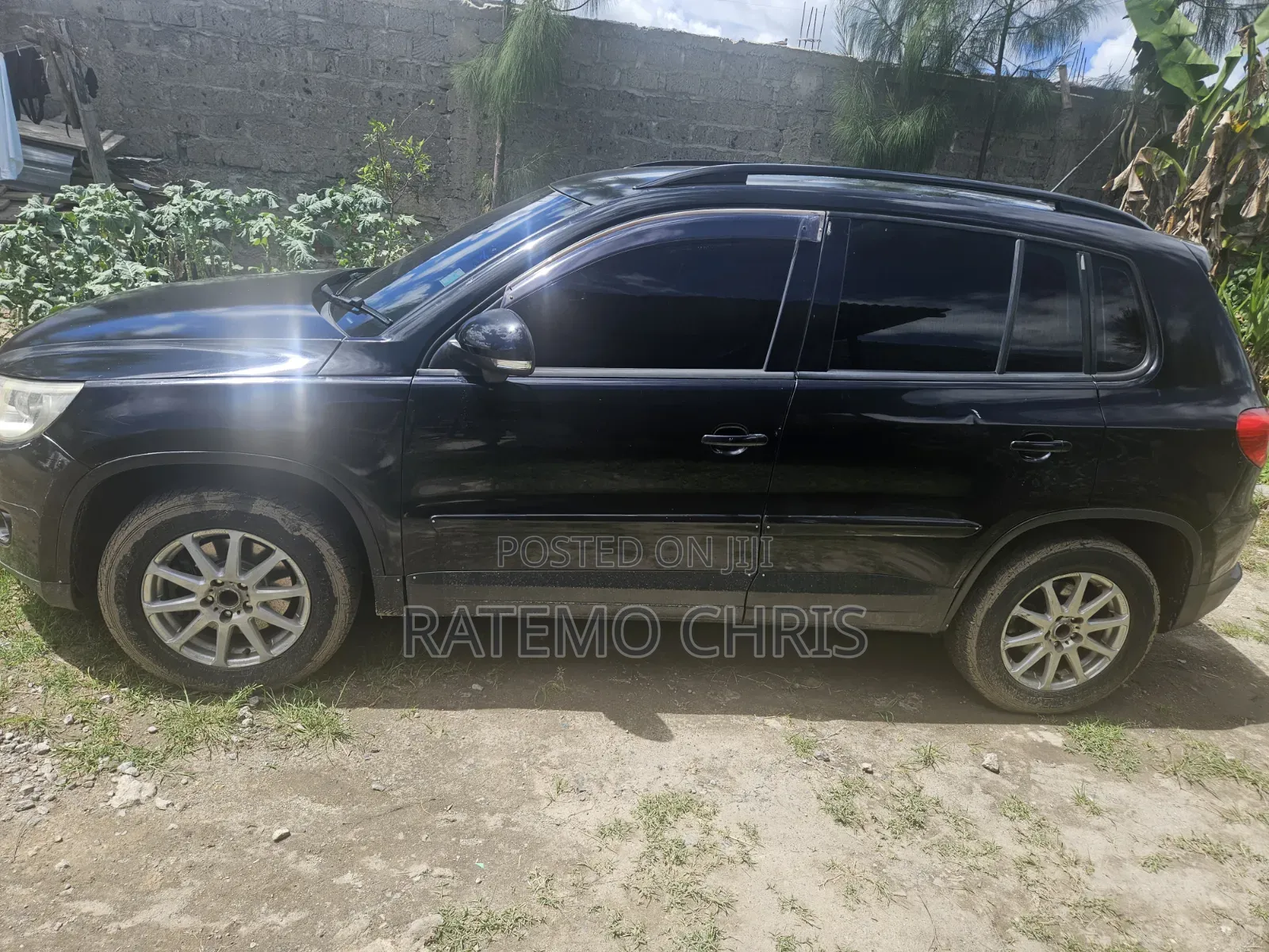 Volkswagen Tiguan 2011 Black