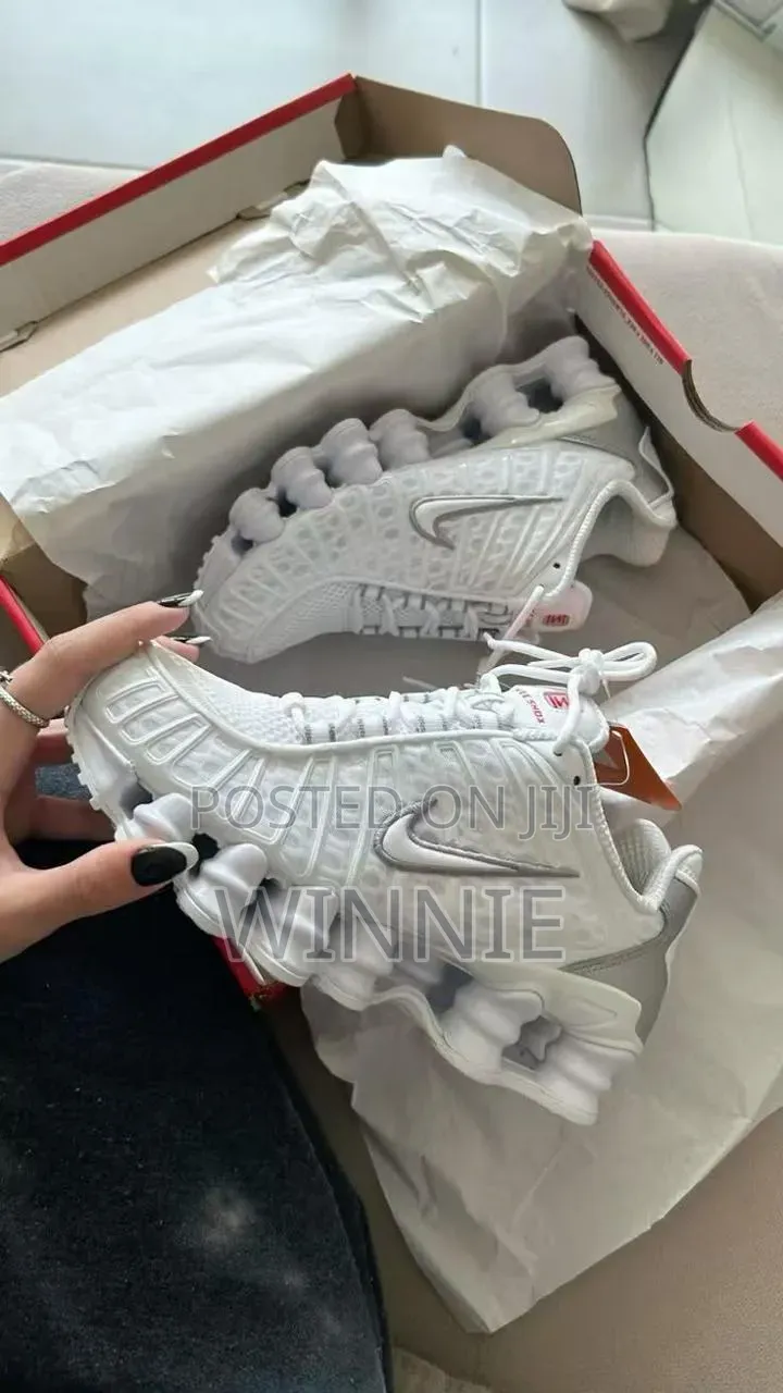 Nike Shox Shoe