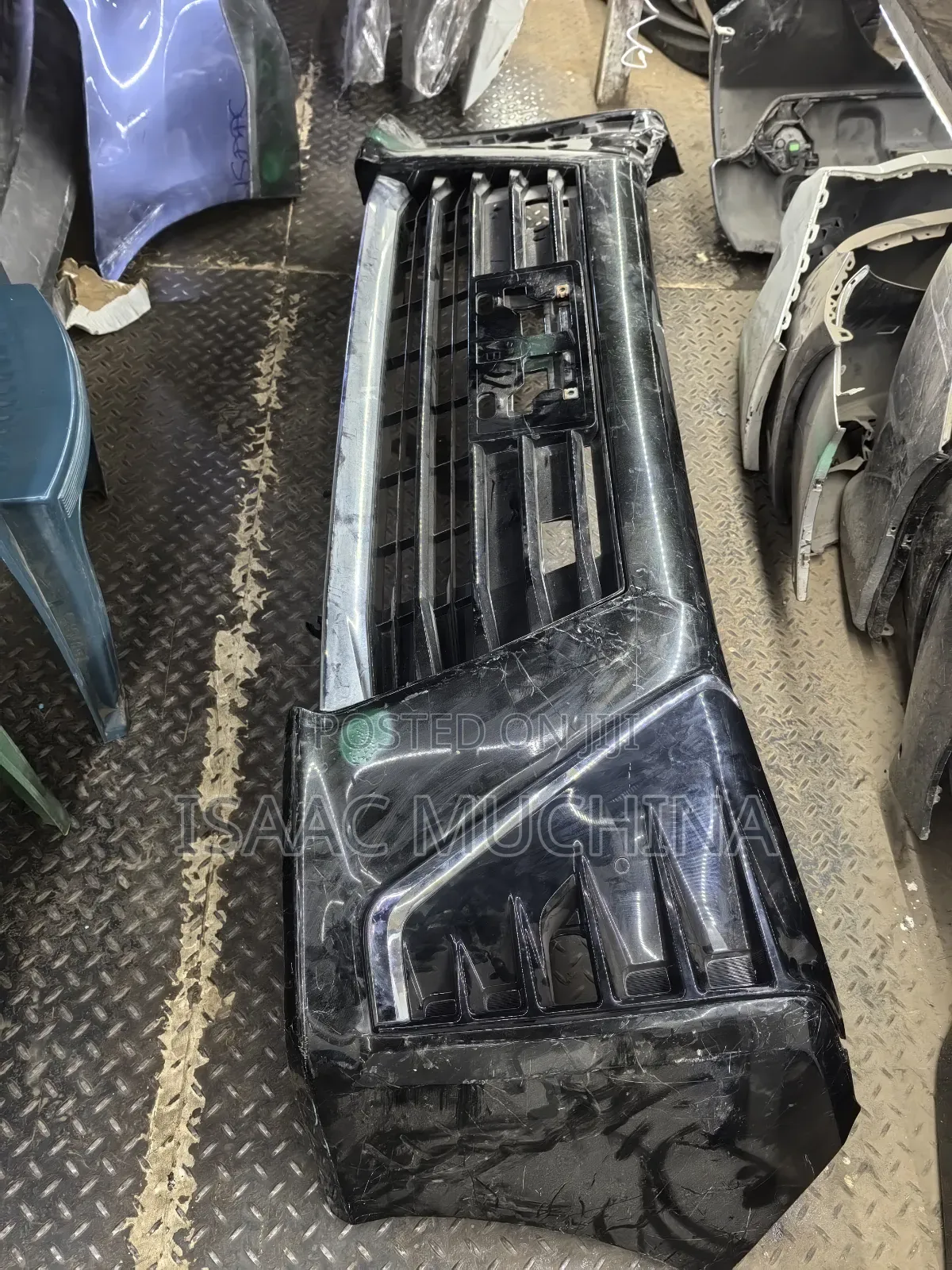 Voxy 2018 Bumper