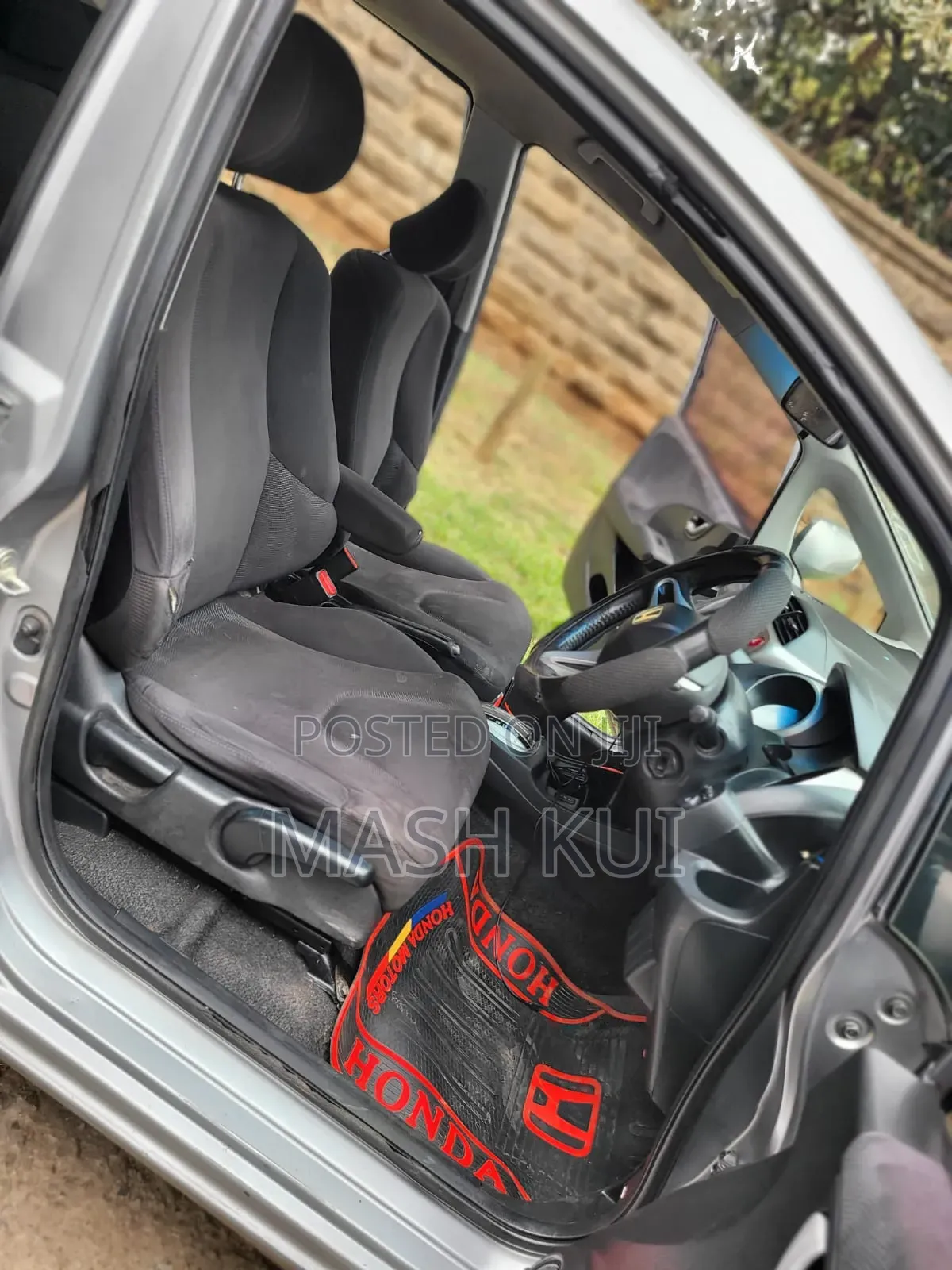 Honda Fit 2010 Gray