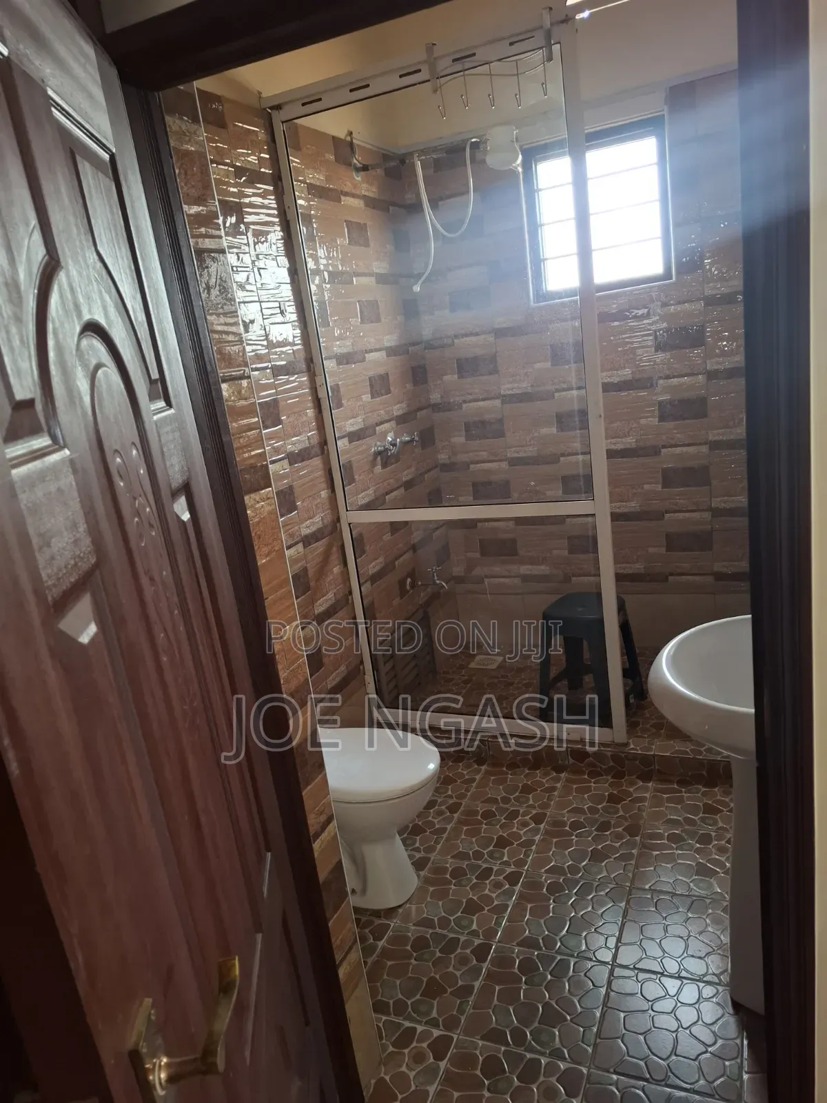 4bdrm Bungalow in Kalimoni for sale