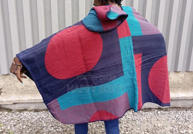*Women's Geometric Wrap Shawl/Poncho* - thumbnail 5