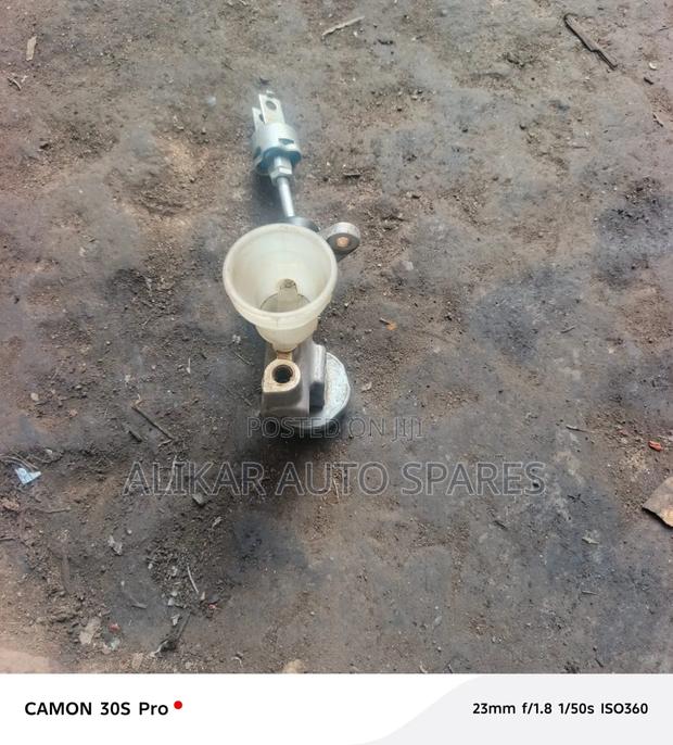 Toyota Land Cruiser Clutch Cylinder - thumbnail 3