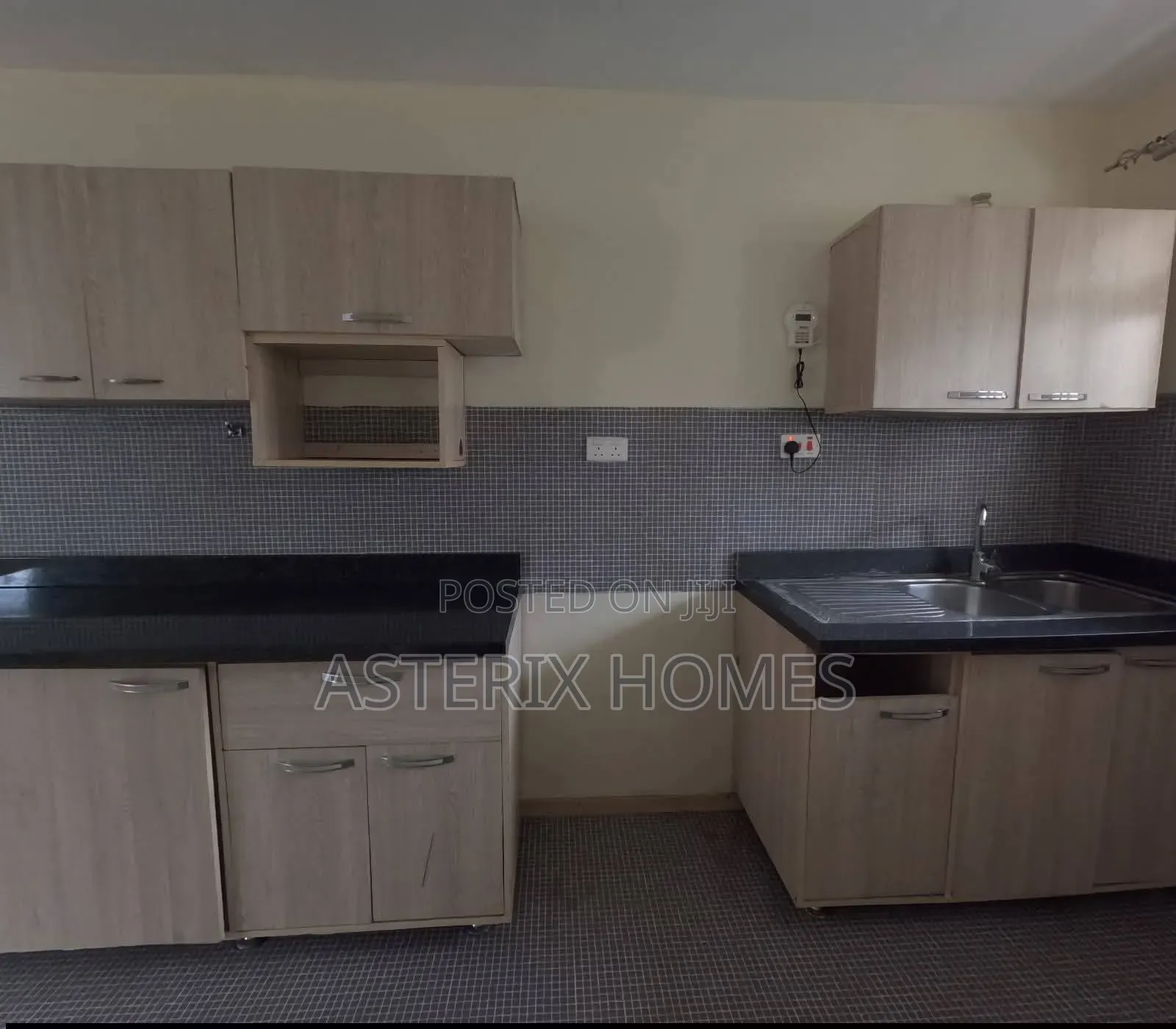 2bdrm Apartment in Zambezi/Sigona for rent