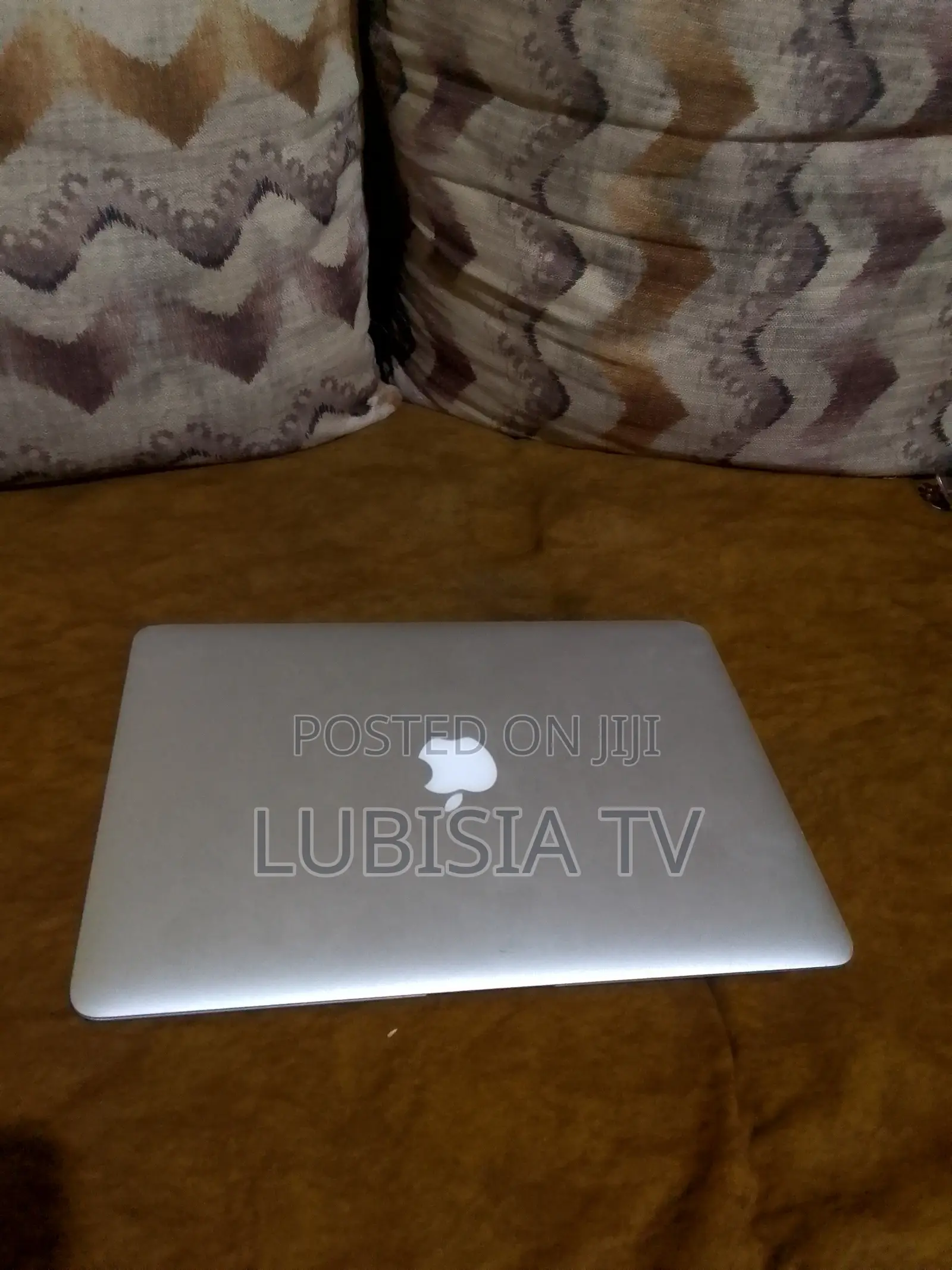 Laptop Apple MacBook Air 4GB Intel Core i5 SSD 512GB
