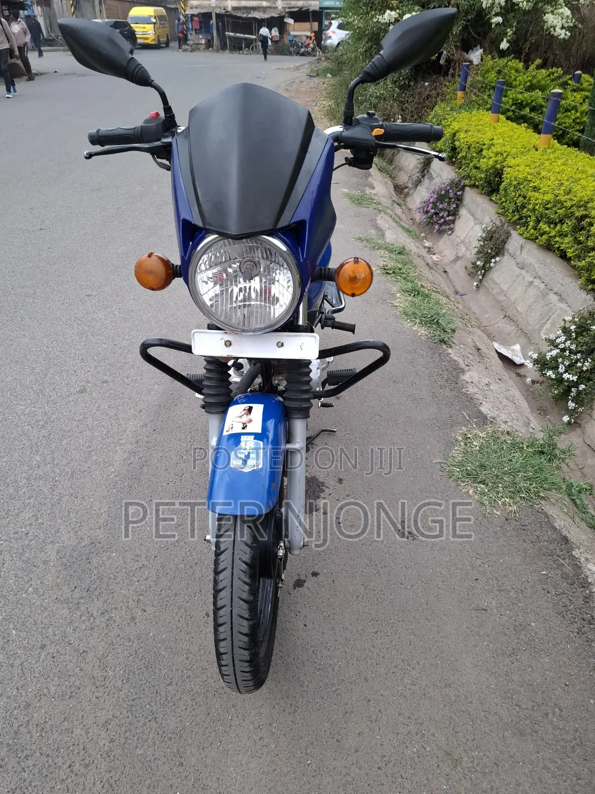 TVS HLX 125 2025 Blue