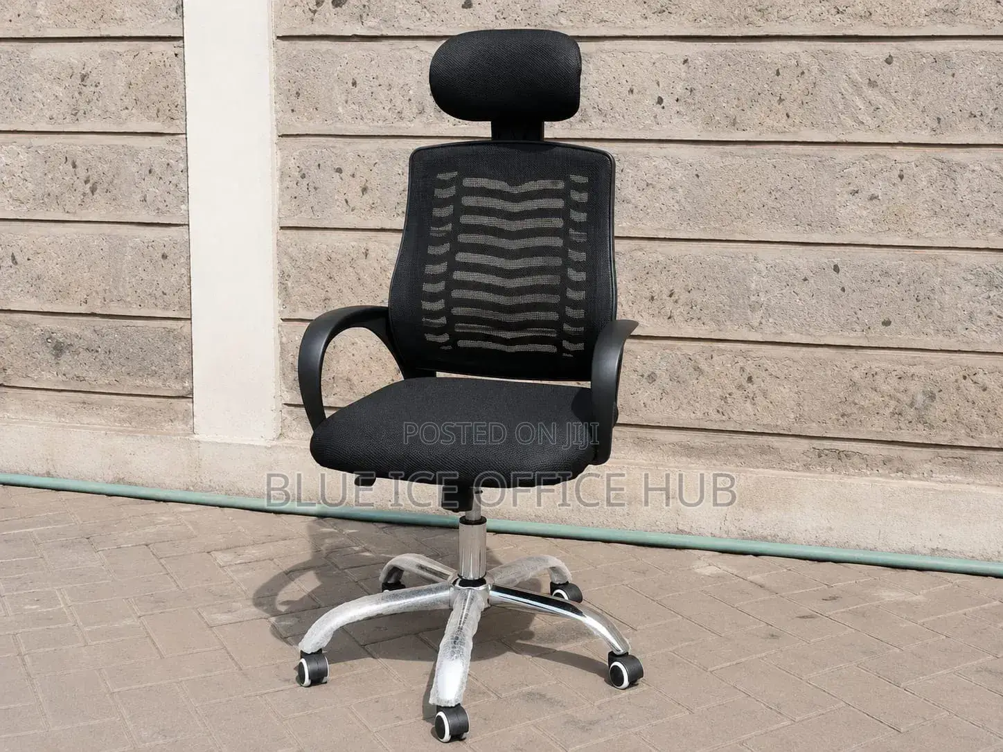 High-Back Mesh Office Headrest Chair
