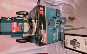 Makita Electric Router/1600w Corded Wood Router