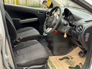 Mazda Demio 2012 Gray