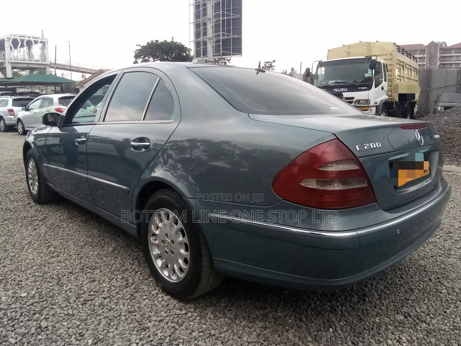 Mercedes-Benz E200 2005 Blue