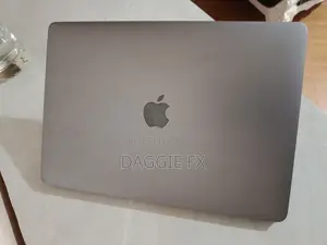 Laptop Apple MacBook Pro 2017 8GB Intel Core i5 SSD 256GB