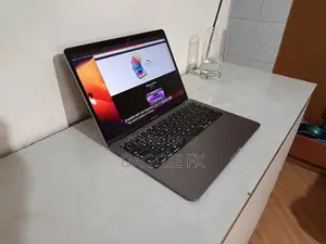 Laptop Apple MacBook Pro 2017 8GB Intel Core i5 SSD 256GB