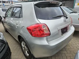 Toyota Auris 2009 Silver