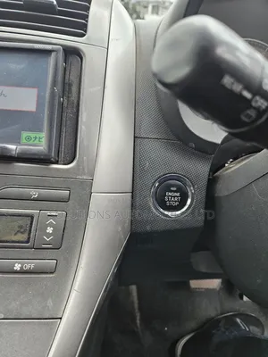 Toyota Auris 2009 Silver