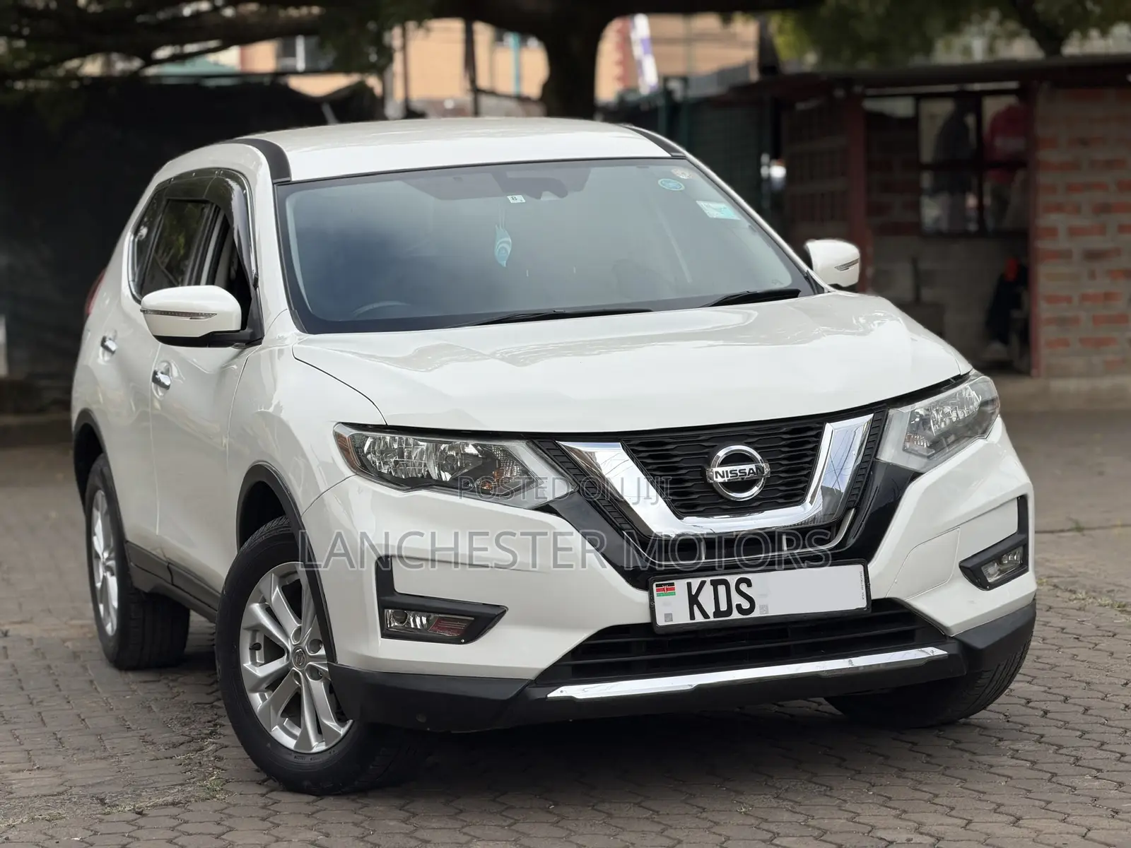 Nissan X-Trail 2016 White