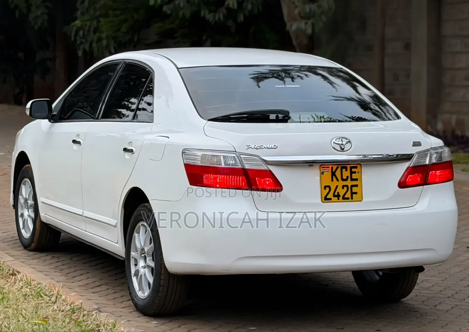 Toyota Premio 2009 White