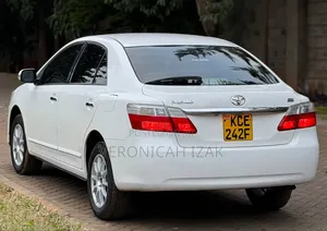 Toyota Premio 2009 White