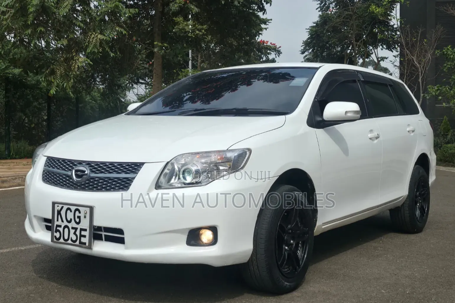 Toyota Corolla Fielder 2009 White