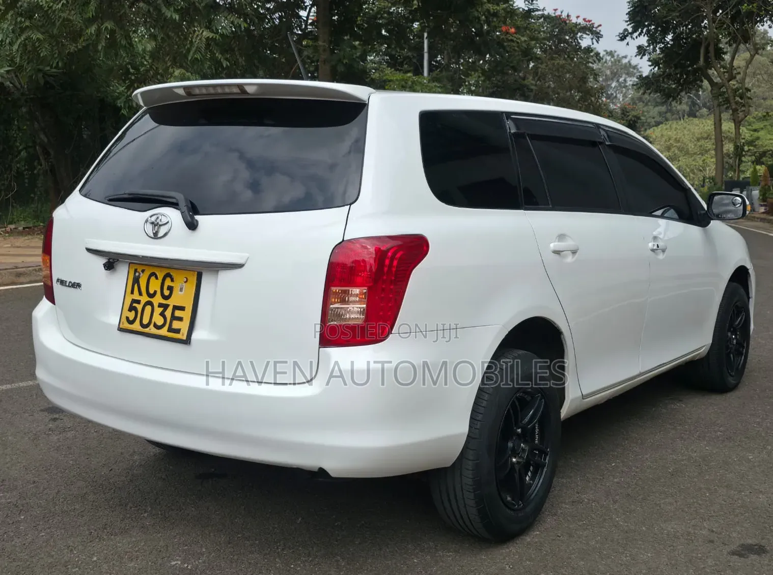Toyota Corolla Fielder 2009 White