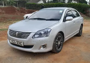 Toyota Premio 2012 Silver