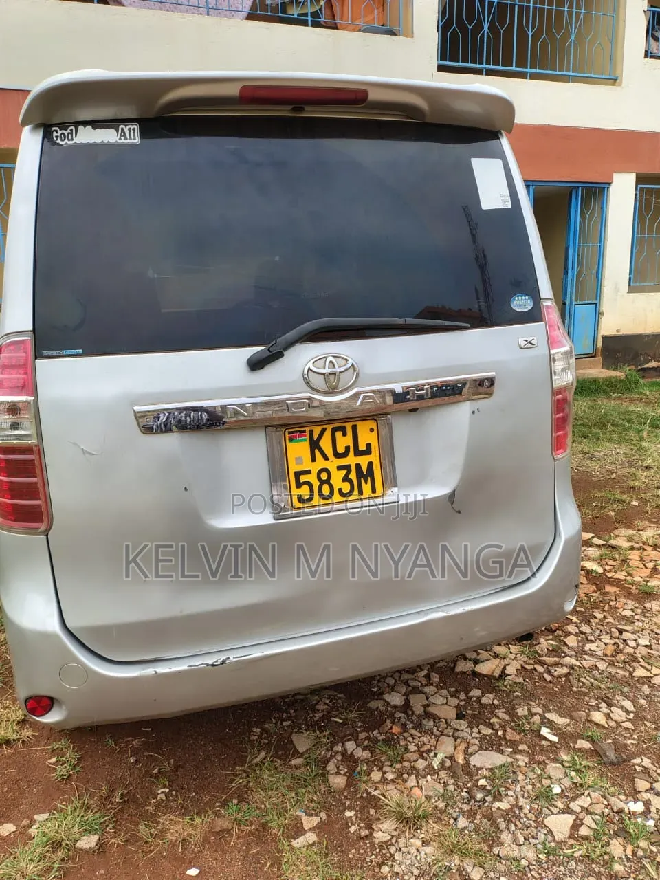 Toyota Noah 2011 Silver