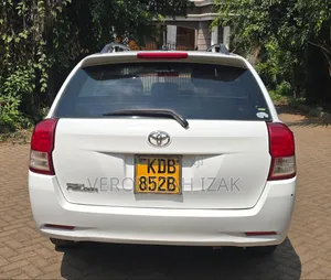 Toyota Corolla Fielder 2013 White