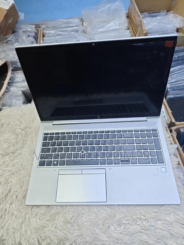 Laptop HP EliteBook 850 16GB Intel Core i7 SSD 512GB - main view