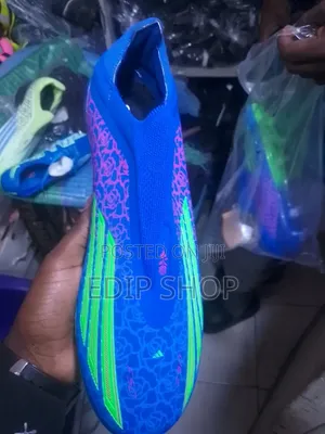F50 Laceless Soccer Boots. Best Quality Soccer Boots.