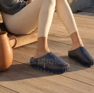 Nike Mind 001 Slides / Pre-Game Mules